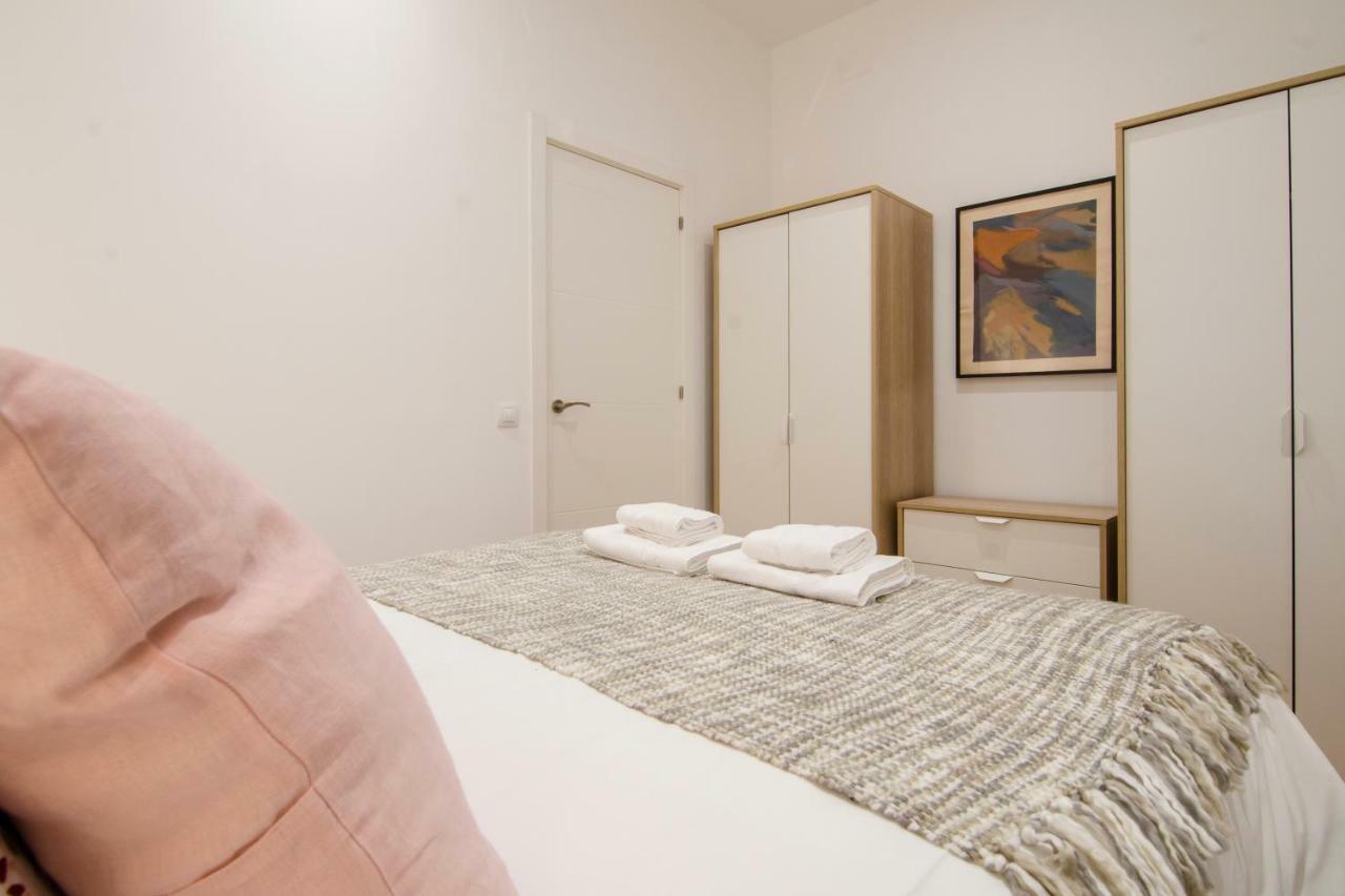 Apartment Renovated And Modern- 3bd 2bth- Anton Martin Madrid